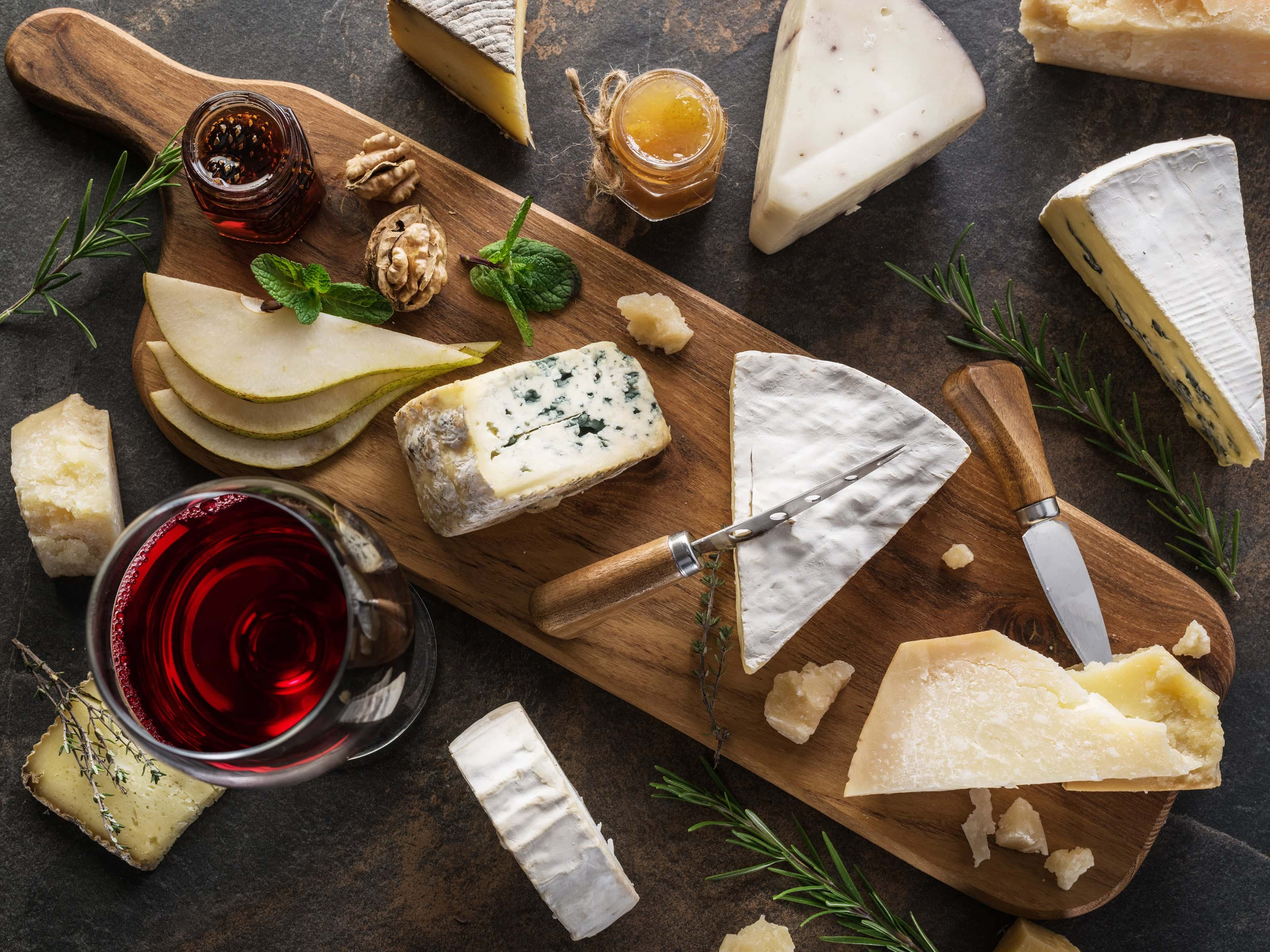 Wine and Cheese: Pairings Guide and Chart